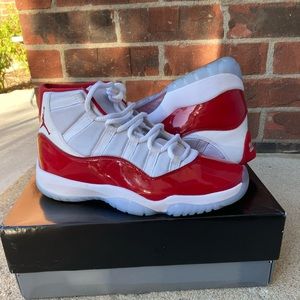 Jordan retro cherry 11